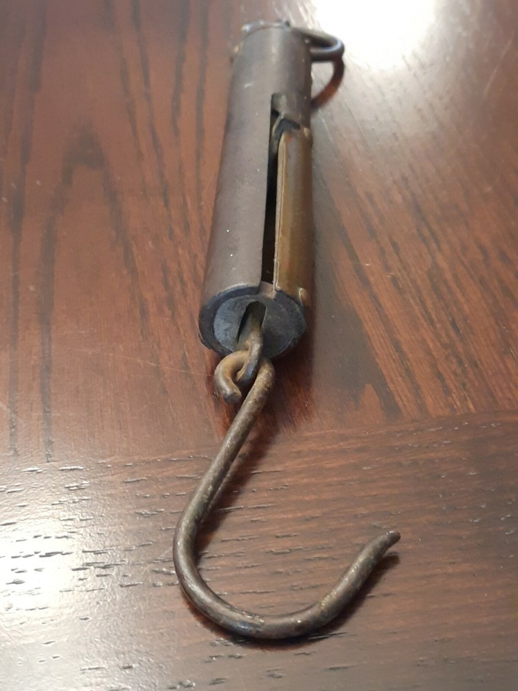 Vintage brass fish scale, good condition, works