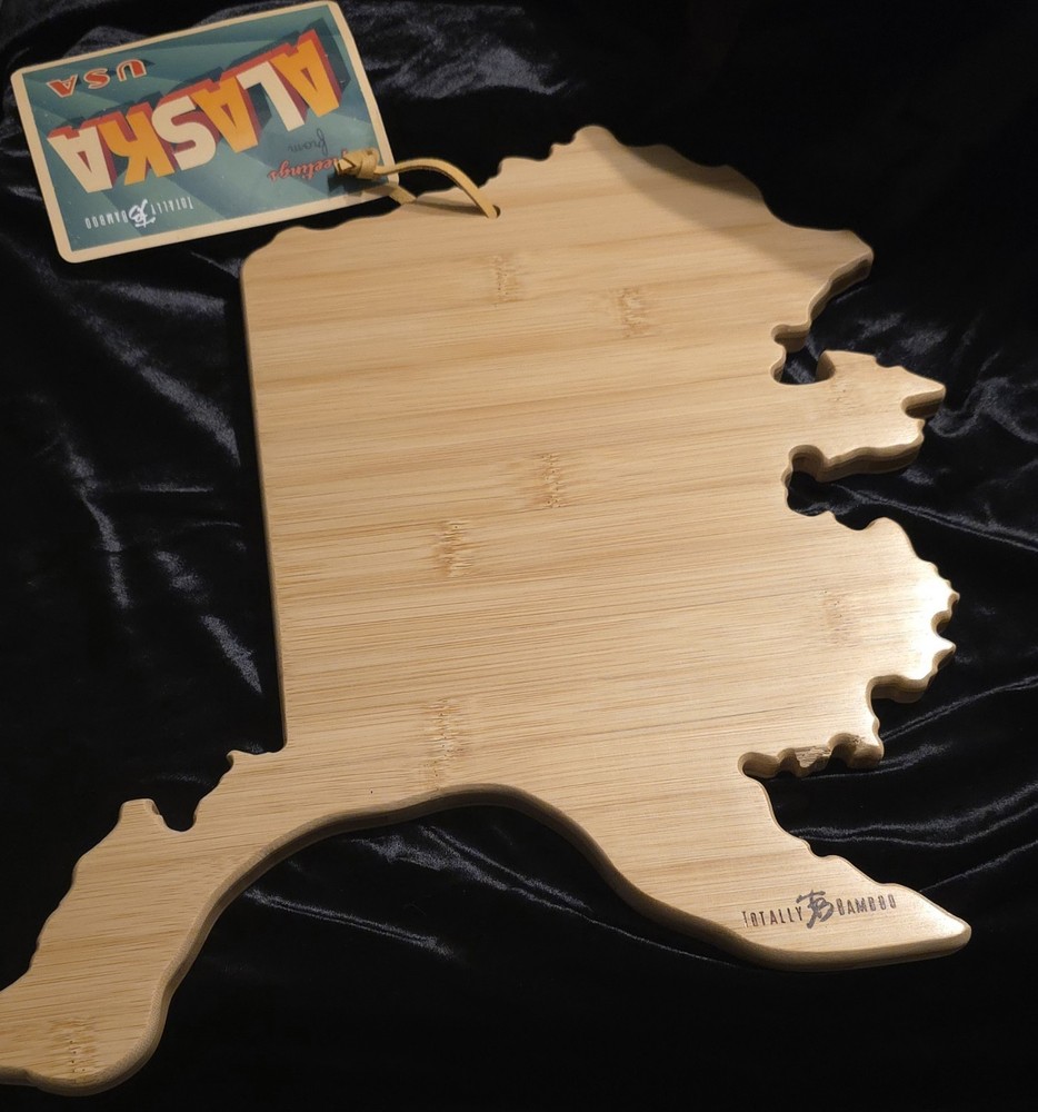NWT Bamboo State Cutting Board Alaska Map State