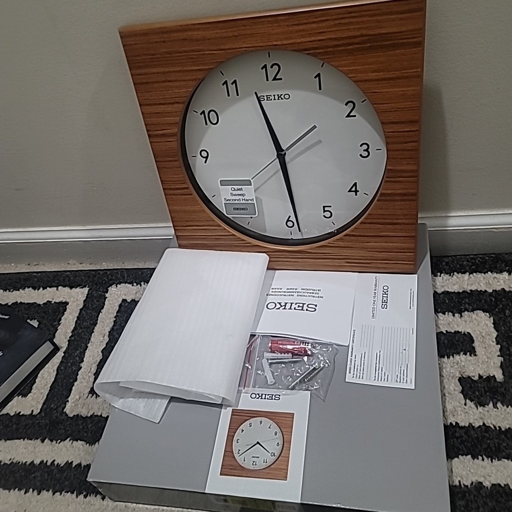 Seiko Wall Clock Showa Square Design