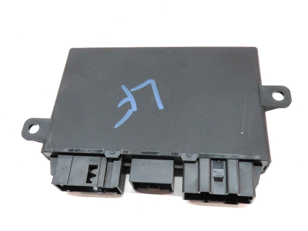 2016 PORSCHE MACAN (95B) FRONT LEFT DRIVER SEAT CONTROL MODULE