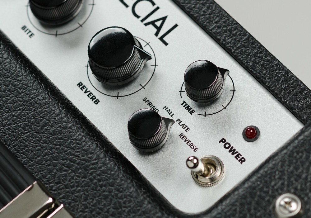 EHX Electro Harmonix Dirt Road Special Solid State Amplifier