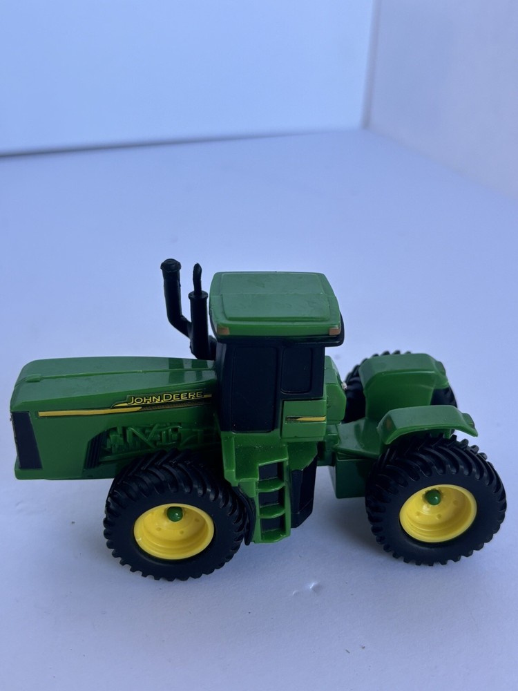 ERTL John Deer Lot