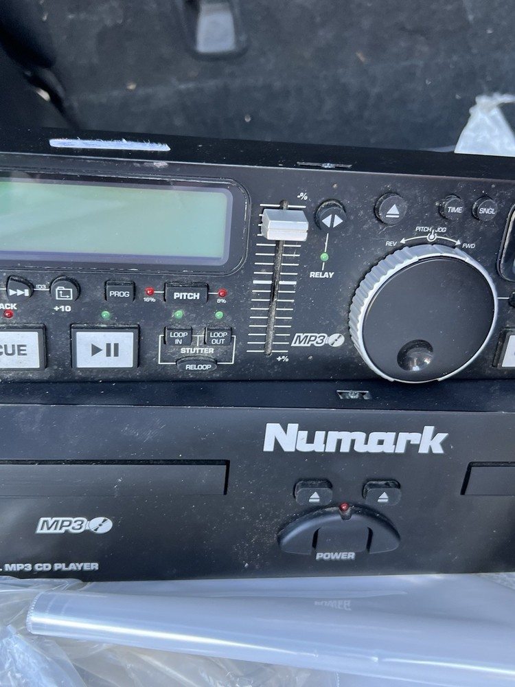 NUMARK MP302 Professional Dual MP3 CD Player With Controller Untested