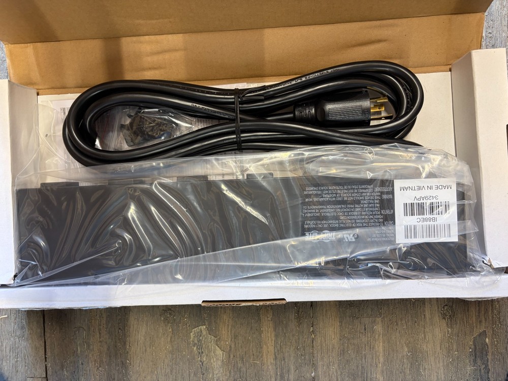 Tripp lite RS-1215-20T Quality Rack mount