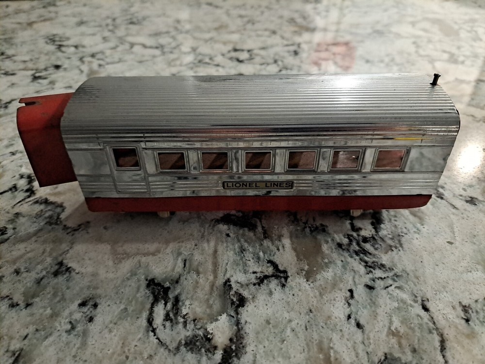 lionel lines passenger car