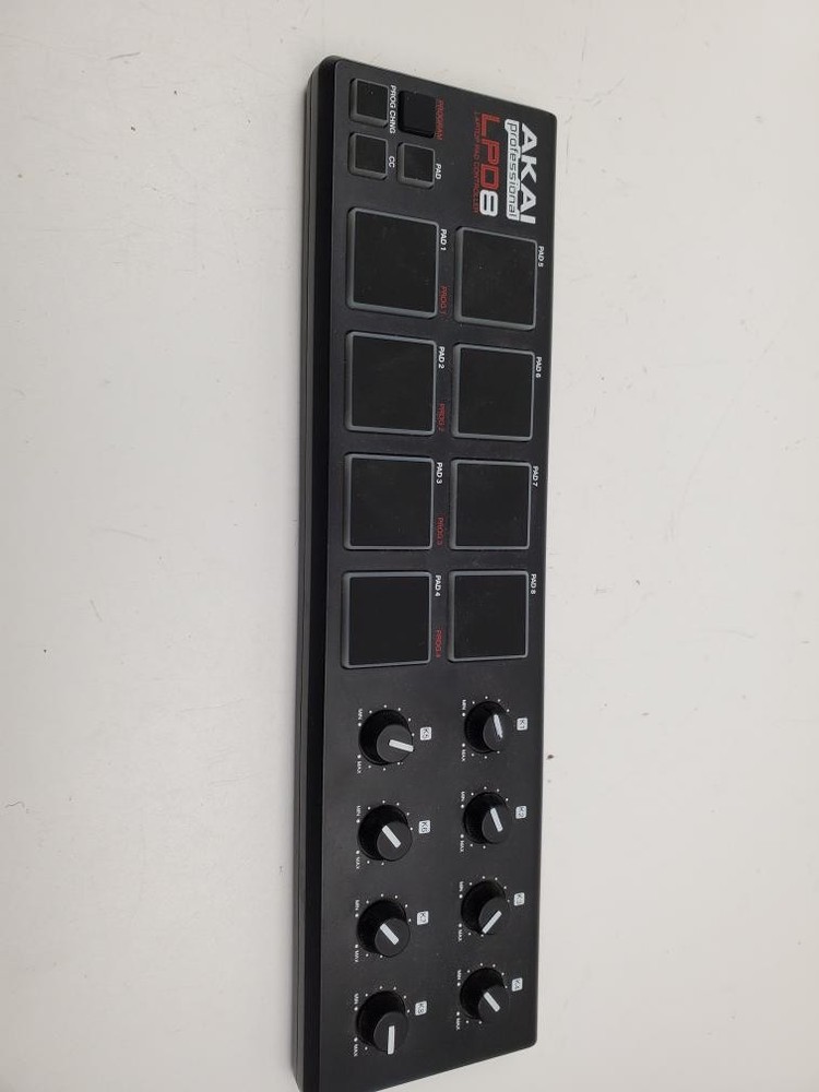 AKAI COMP RECORD LPD8 (P25018920)