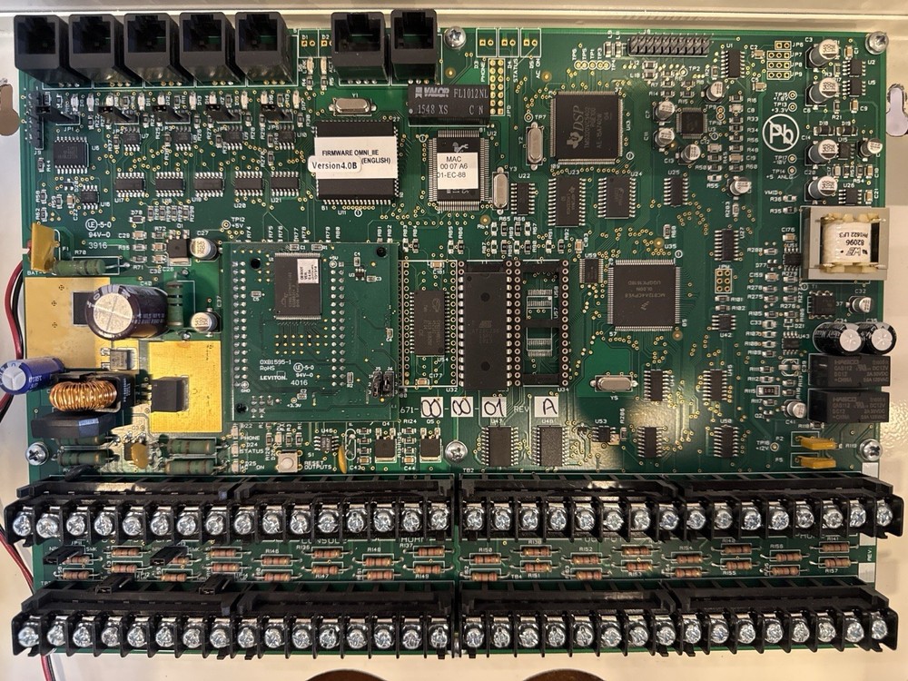 Omni Pro IIe w/ Omni Keypad And PC Access Software