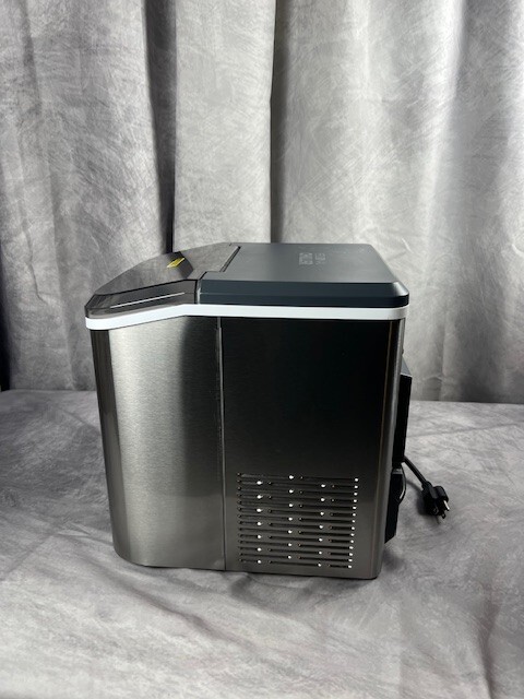 Personal Chiller Countertop Soft Nugget Ice Maker