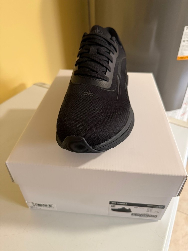 alo runner black/black