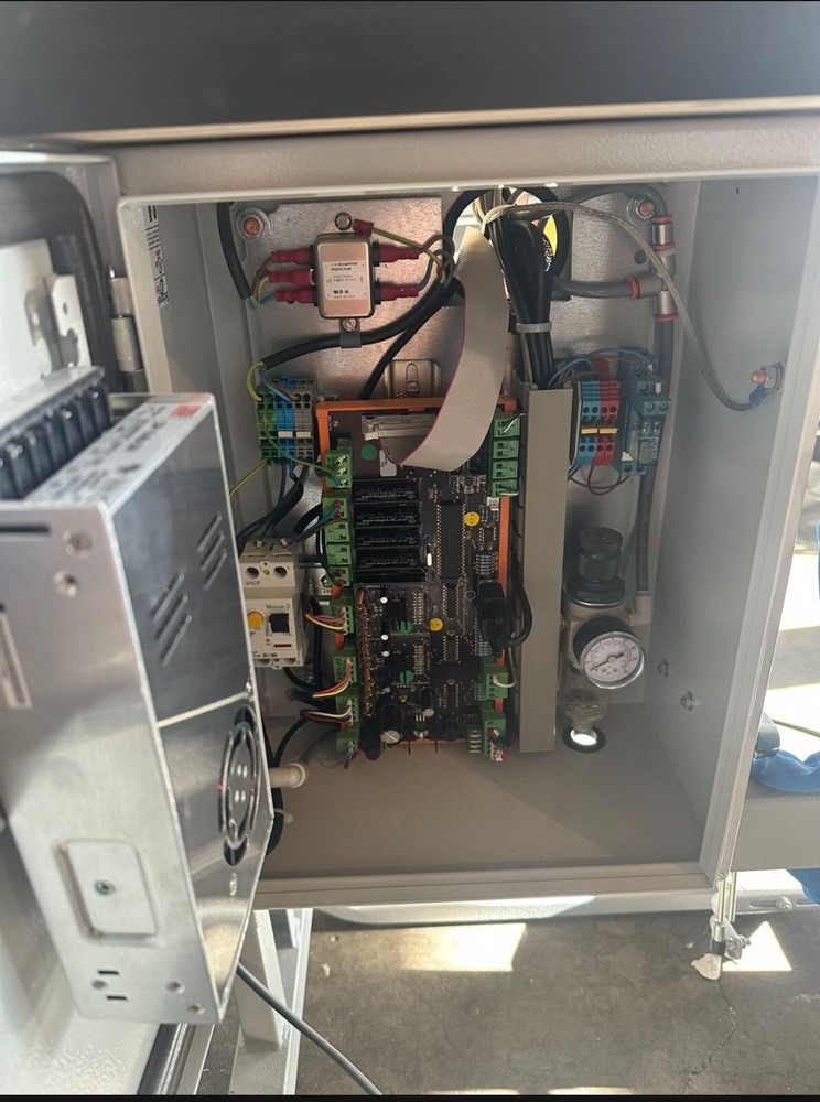 Sew Systems Industrial Bonding Machine, Model AT800KH