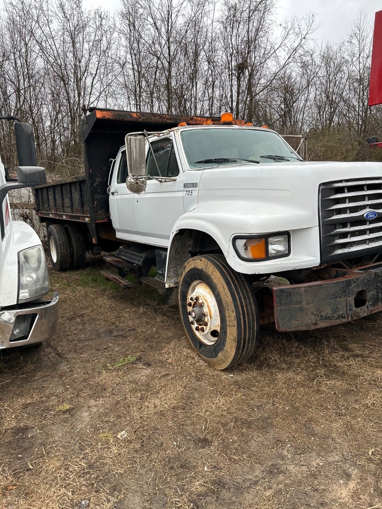 skid steer. dervice cleveland Tm