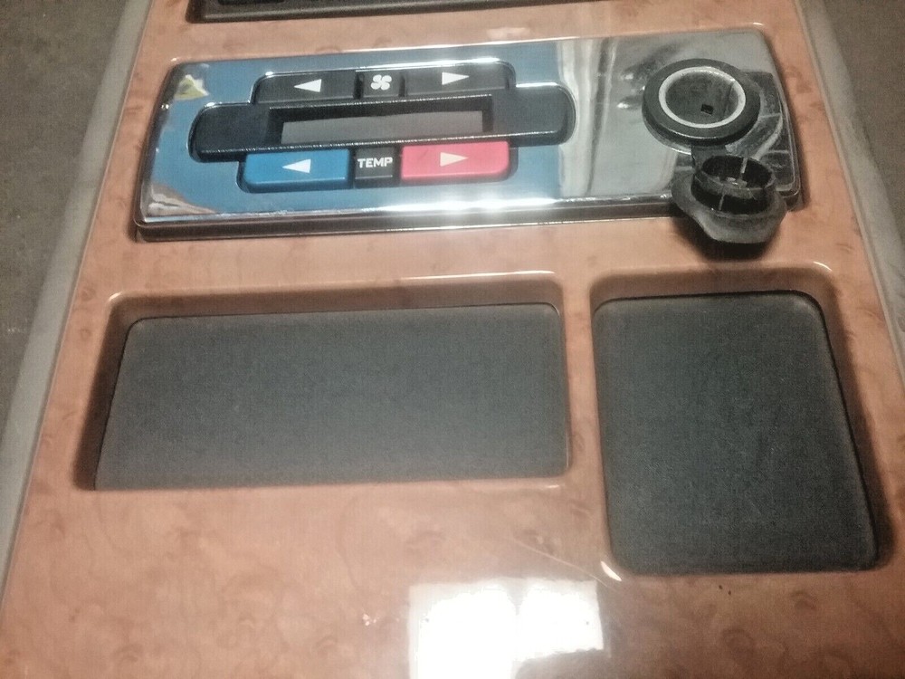 INTERNATIONAL SLEEPER CONTROL PANEL XS276452