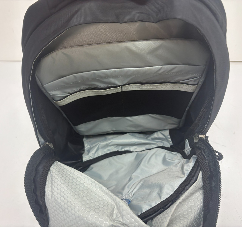Osprey 24/7 Series Centauri Lightweight Black Laptop Backpack Fast Shipping