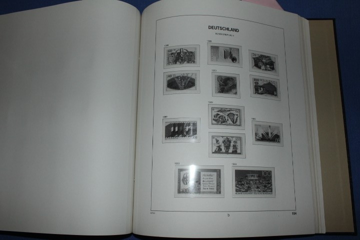 BUND Germany + Berlin DAVO Hingeless binder dustcase BlueLakeStamps Most Useful