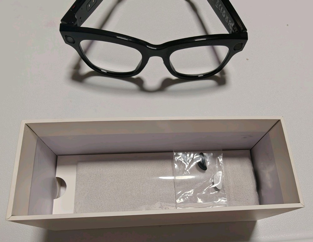 SMART AL GLASSES Wi-FI BLUETOOTH USB CONNECTIVITY