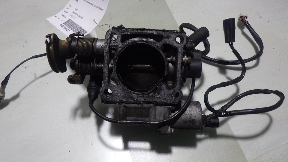90 MAZDA B-2600 Throttle Body