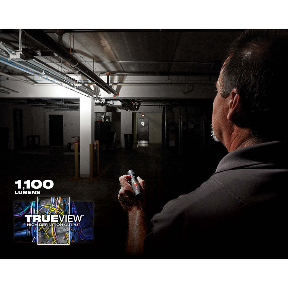 Milwaukee 2161-21 1100 Lumen USB Rechargeable LED Twist Focus Flashlight