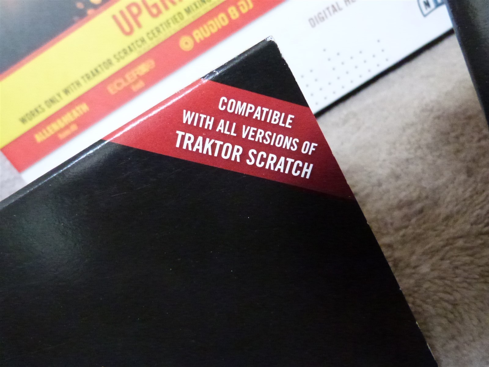 Native Instruments TRAKTOR Scratch Pro Upgrade Kit Digital Heart Vinyl Soul