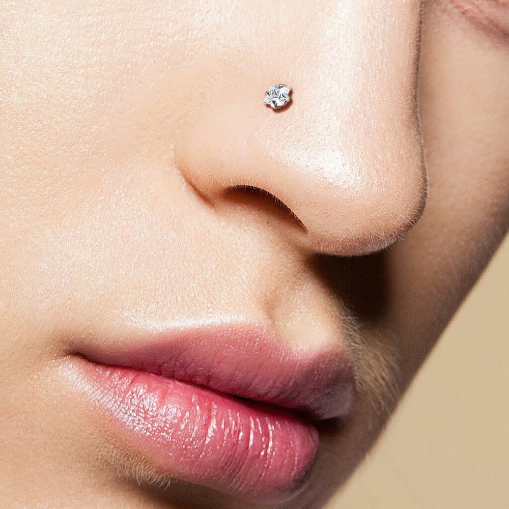 Implant Grade Solid Titanium Prong Square CZ L Bend Nose Stud Rings