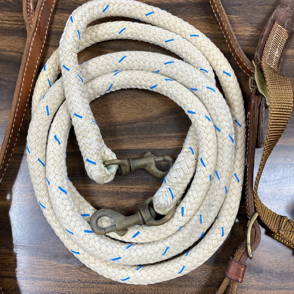 HEADSTALL, REINS, SNAFFLE, POMMEL BAG, CANTEEN