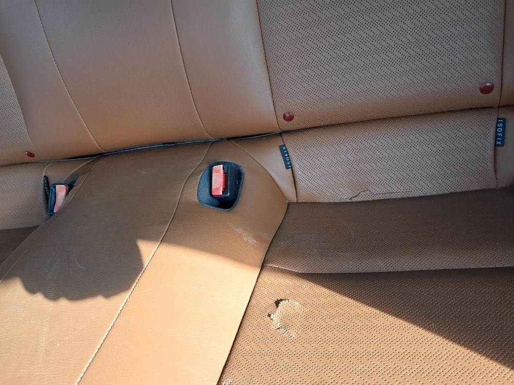 GENESIS 2015 Glove Box 4775666
