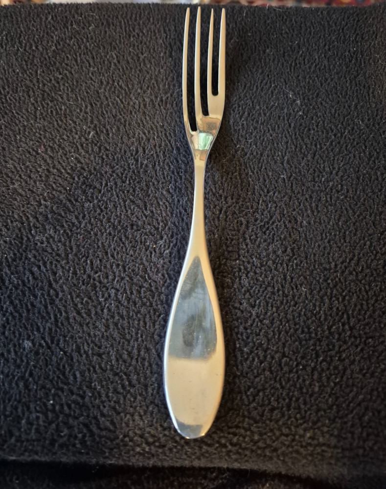 One Nambe Paddle Modern Dinner Fork