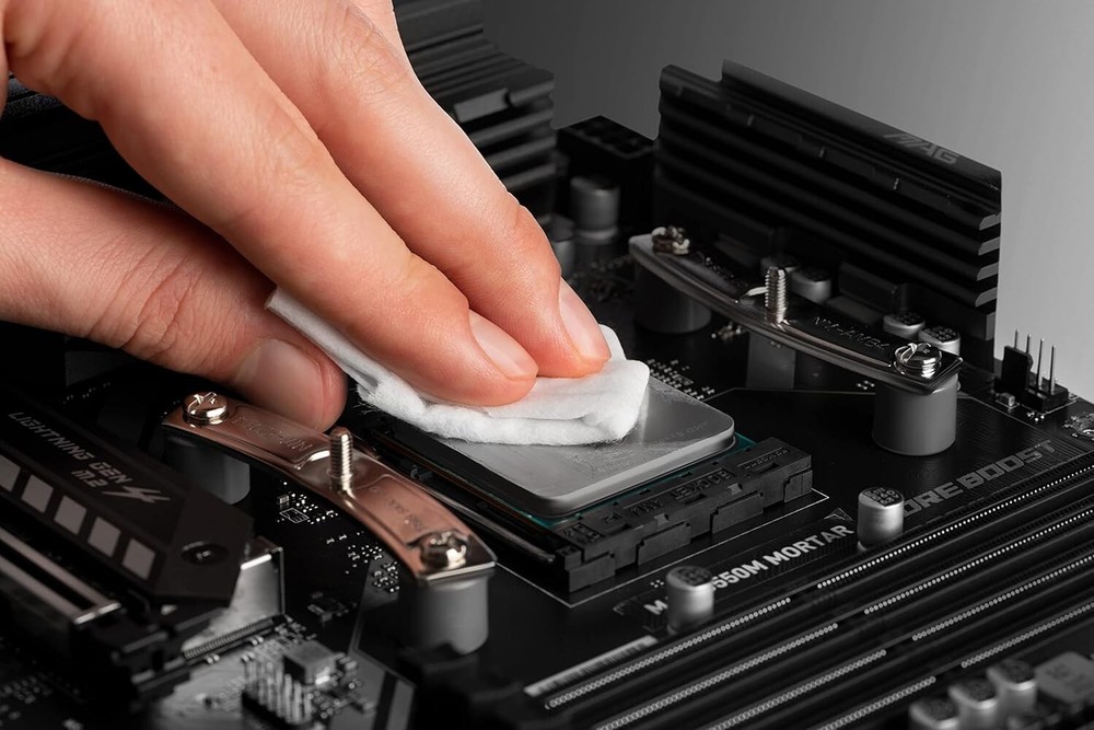 Compact Thermal Paste with 3 Cleaning Wipes - Maximize Desktop Performance 3.5g