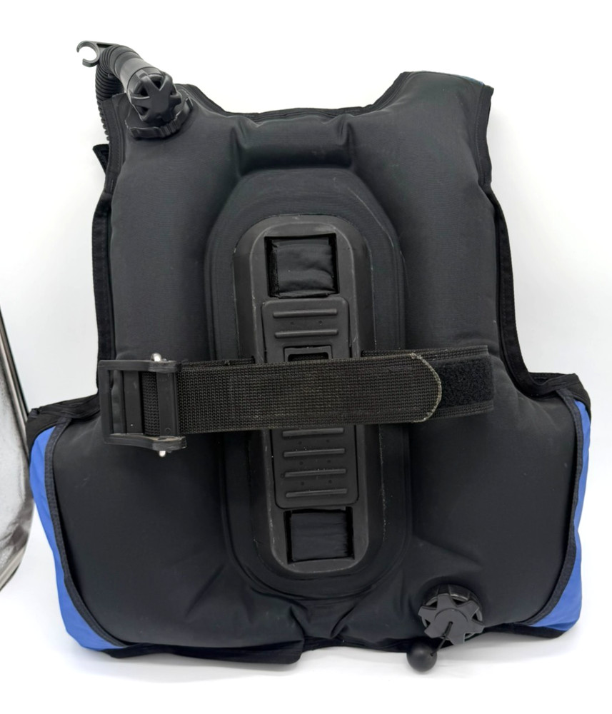 Dacor Sojourn Scuba Diving BCD Buoyancy Compensator Vest Medium M
