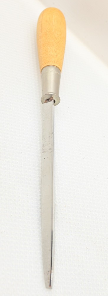✨Vintage Unbranded Triangular Burnishing Tool (INV S082)