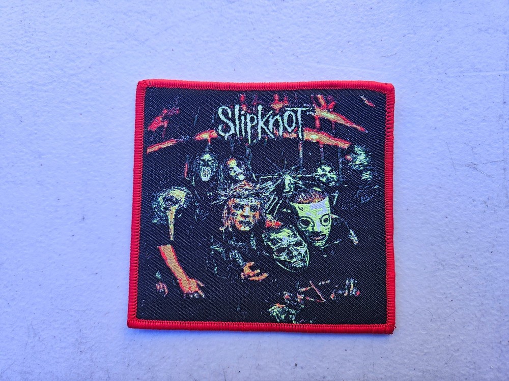 SLIPKNOT, SEW ON RED BORDER WOVEN PATCH