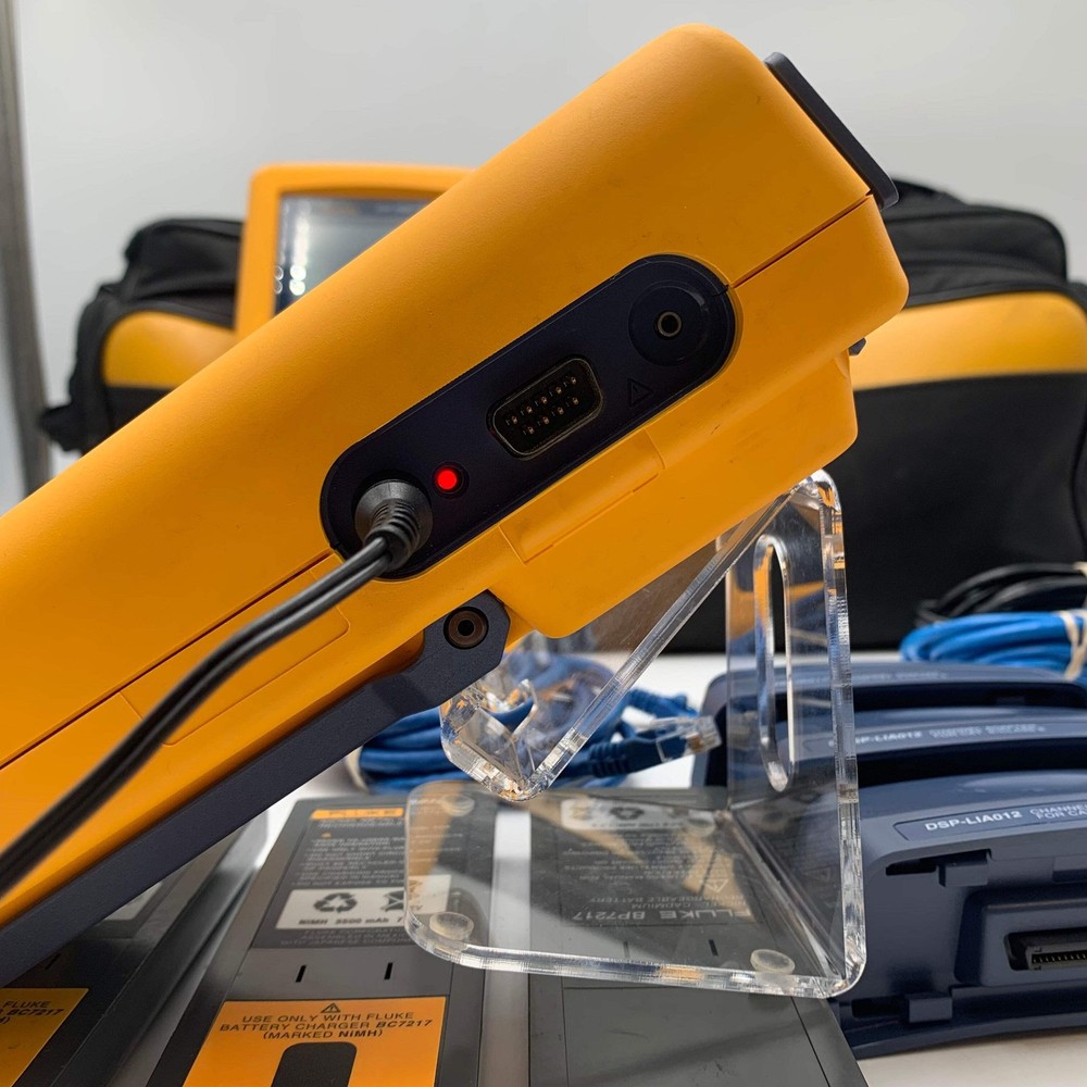 Fluke DSP-4000 Cable Analyzer & DSP-4000SR Smart Remote Bundle - Used *READ*