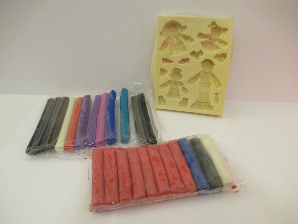 Assorted Clay Set + Clay Mold