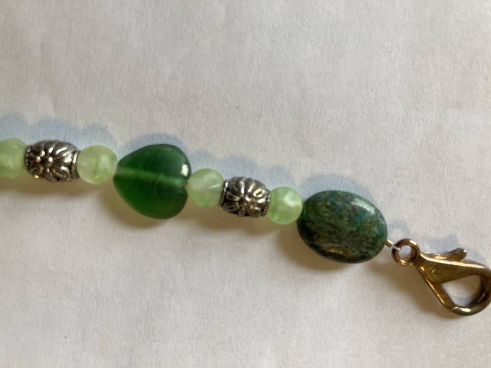 Green Bead Sewing Fob Hearts Handmade