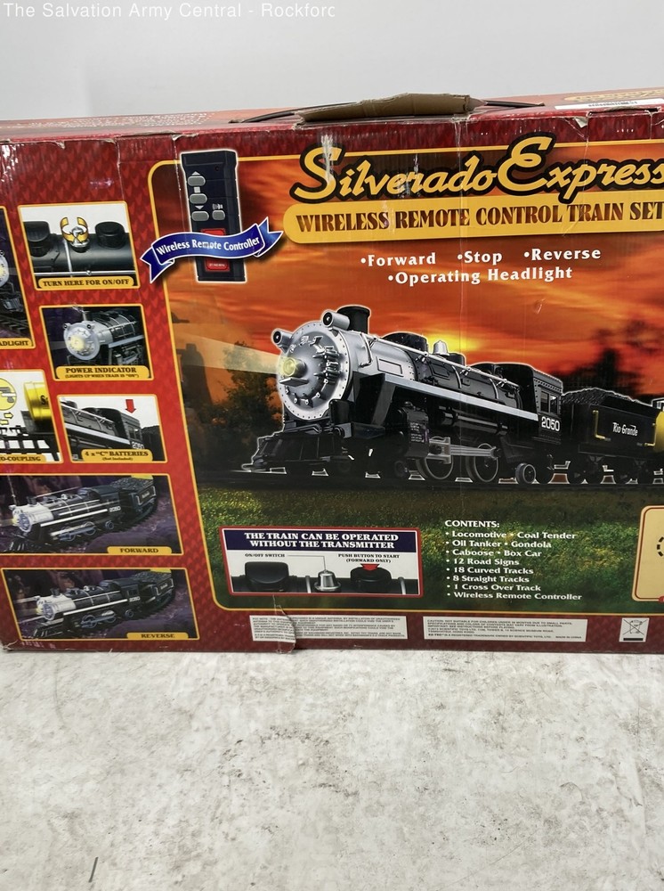 Eztec 25 Feet Track Silverado Express Wireless Remote Control Train Set