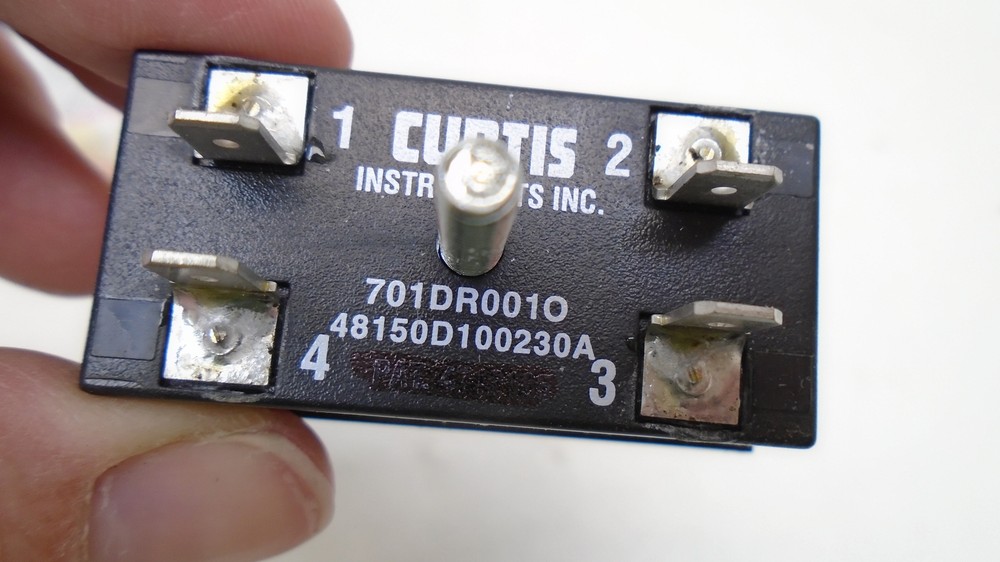 CURTIS INSTRUMENTS 701DR001O48150D100230A TIME COUNTER / HOUR METER PANEL MOUNT
