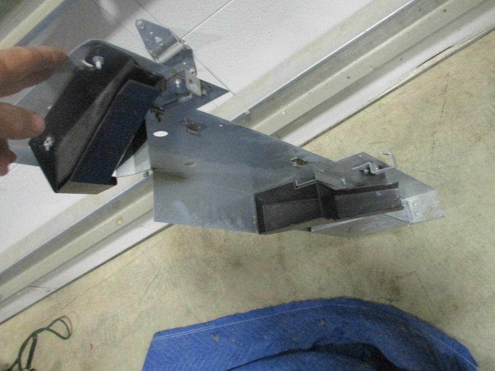 Used Coin Drop Panel Assy w/Plastic Slides Dixie-Narco 5800 BevMax 2GFV Updated