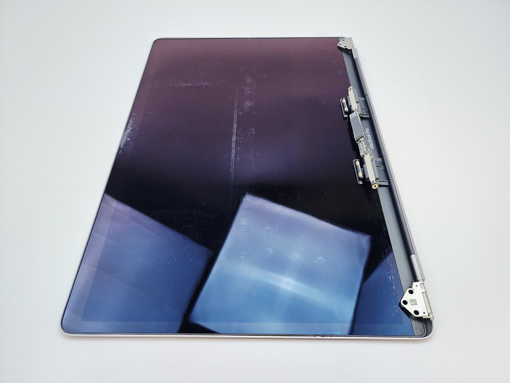 Poor MacBook Pro 15" 2016 2017 A1707 LCD Screen Display Assembly Space Grey