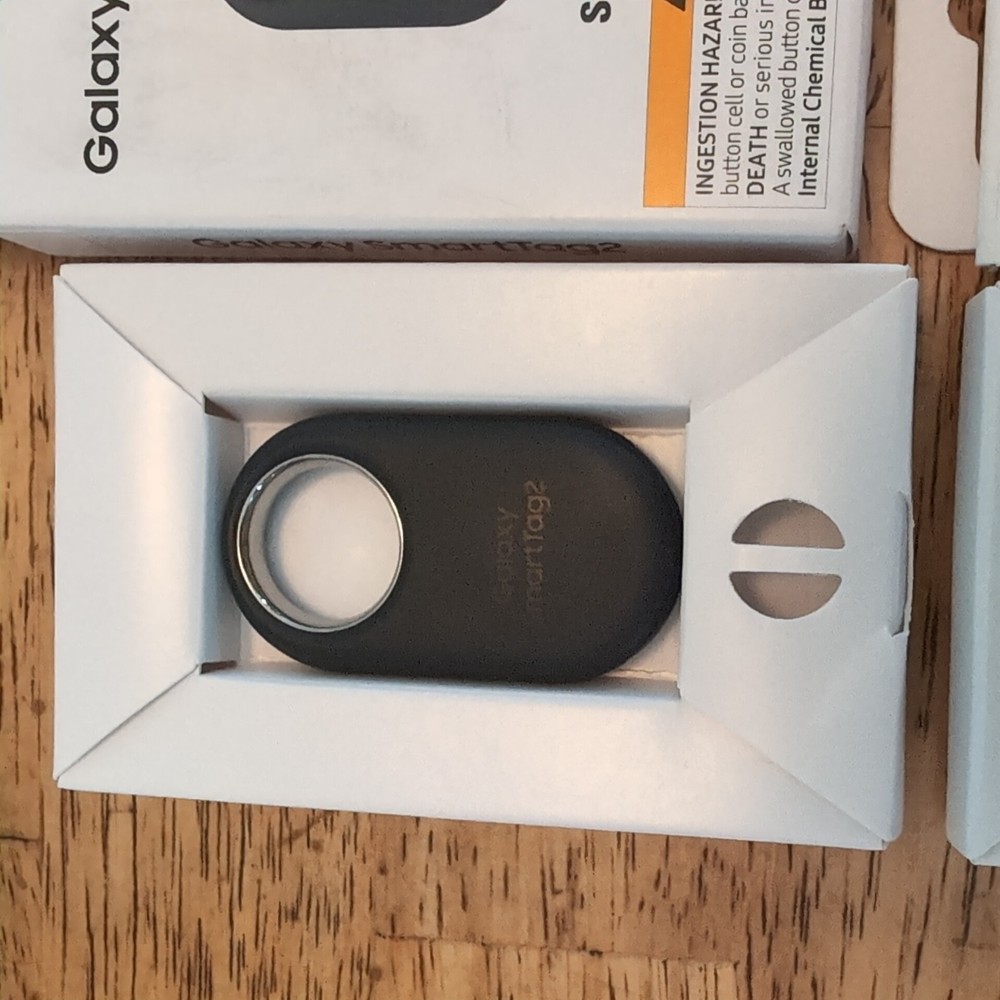 2 Samsung SmartTag 2 Bluetooth Accessory Tracker Locator - Open Box