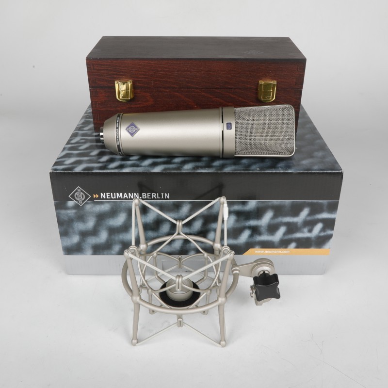 NEUMANN U 87 AI Switch Studio Multipattern Large  Diaphragm Condenser