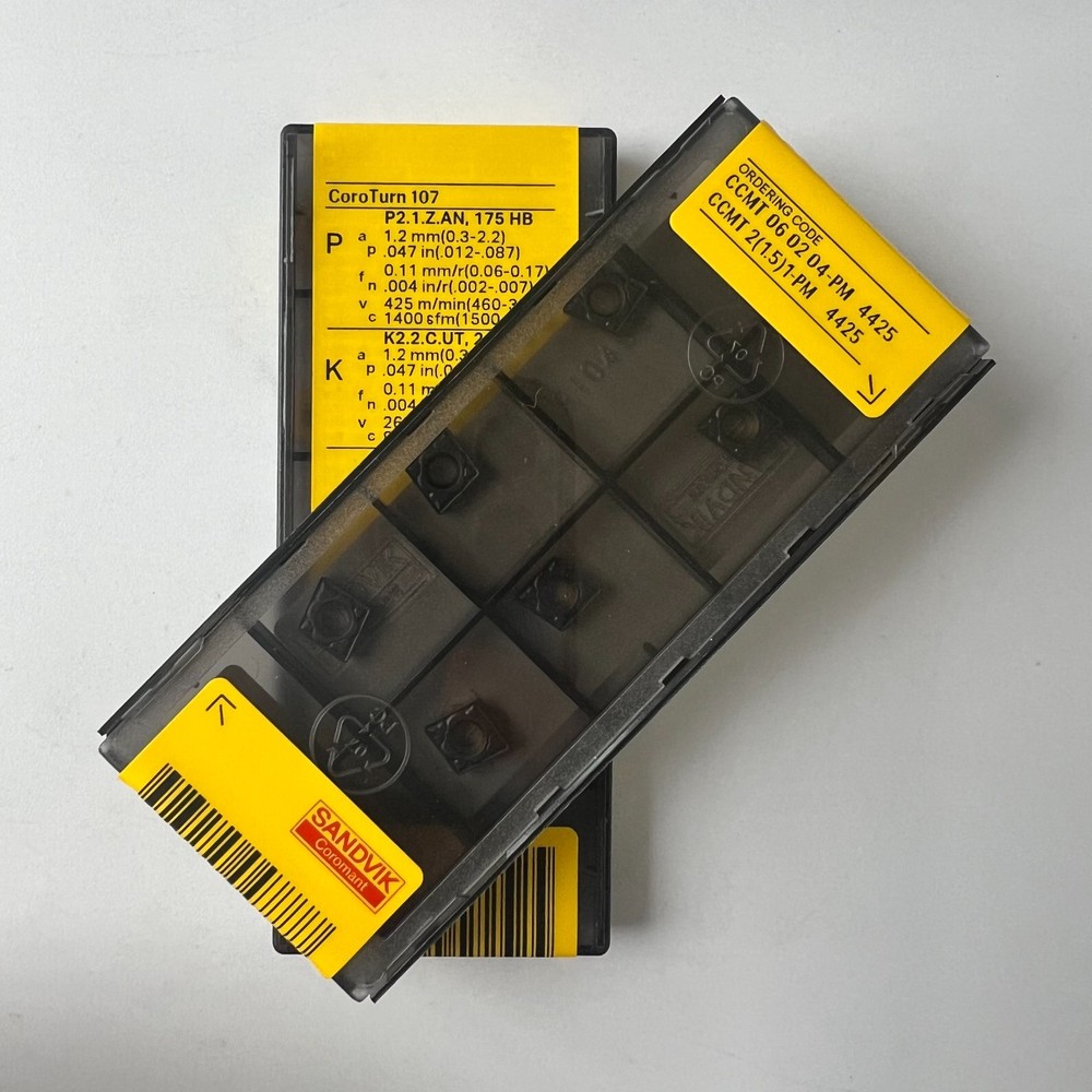 10Pcs/BOX Sandvik CCMT060204-PM 4425