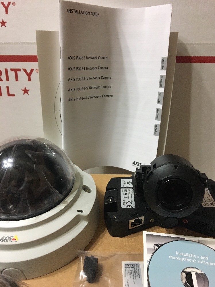 Axis Communications 0470-001 P3363-V 12MM FIXED DOME CAMERA LIGHT FINDER Manuel