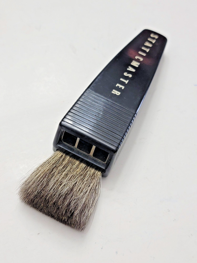 StaticMaster Brush 1", Stereo Equipment Vintage Static Master w/ box