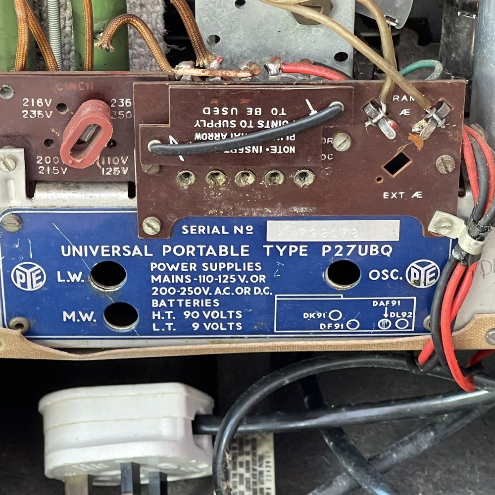 PYE 1949 Universal Portable Type P27 UBQ