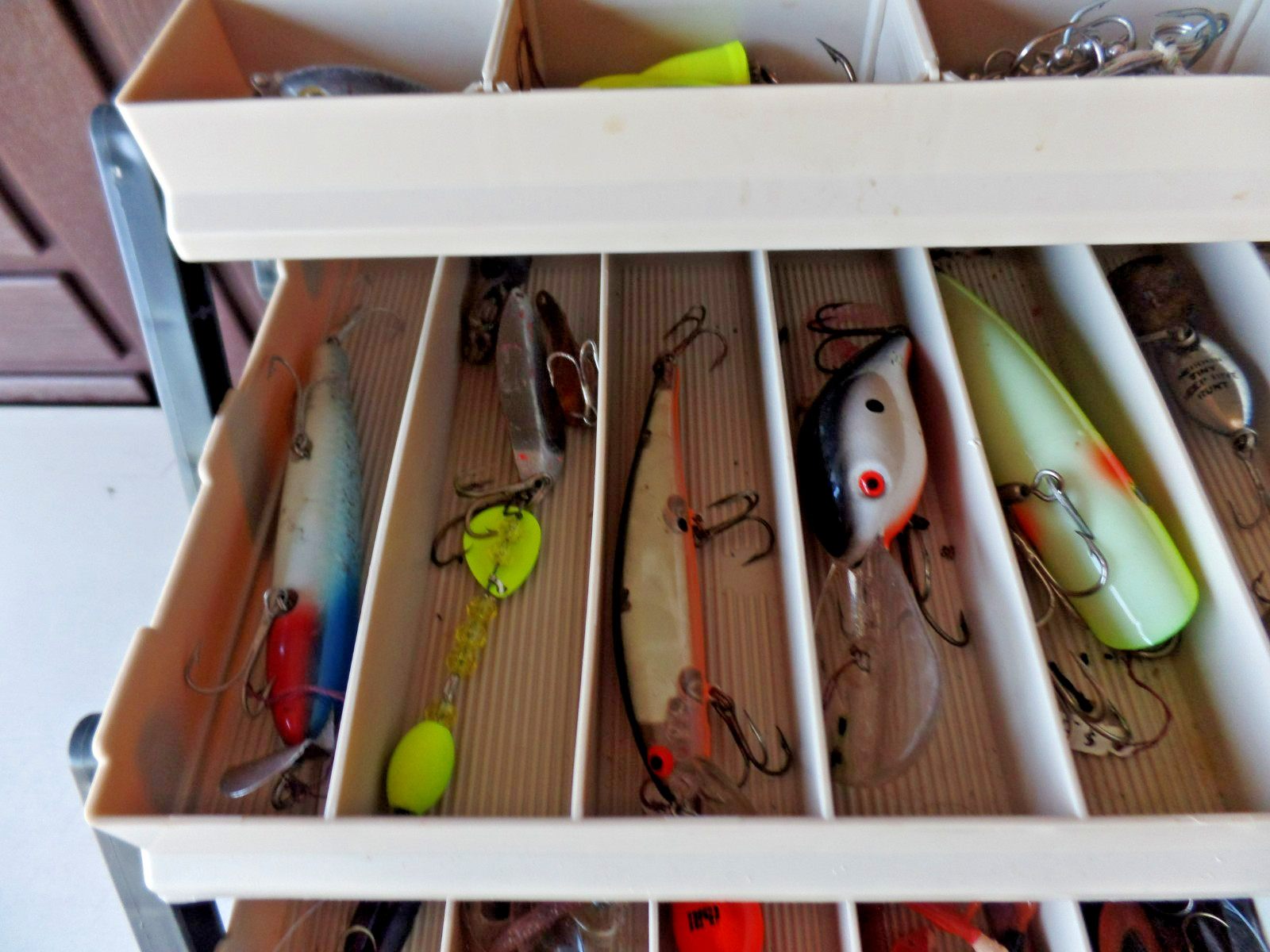 Vnt. Plano 3 tier TACKLE BOX FULL vintage Lures fishing supplies fillet knife