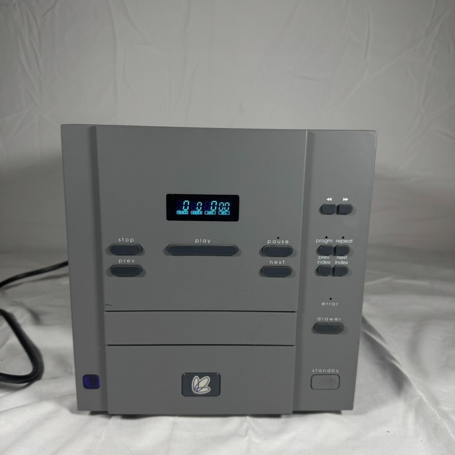 MADRIGAL PROCEED PCD 2 CD COMPACT DISC PLAYER SN #5670 READ