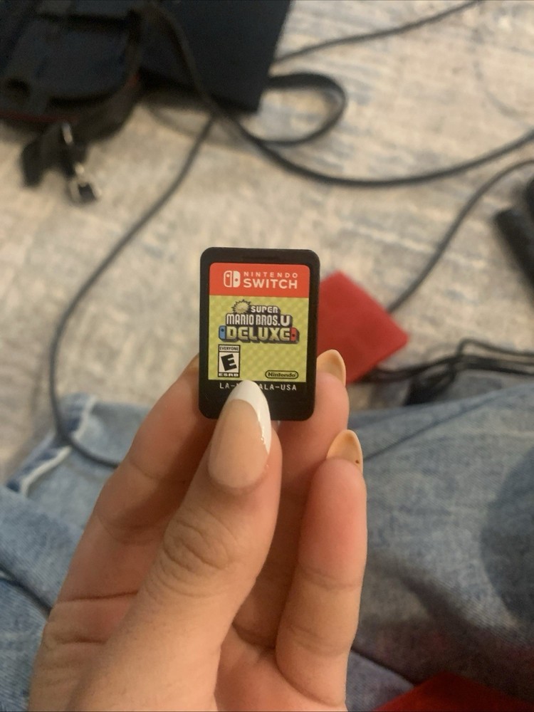 Nintendo Switch Console Bundle Super Mario Bros. U Deluxe Joy-Con Dock Grip Case