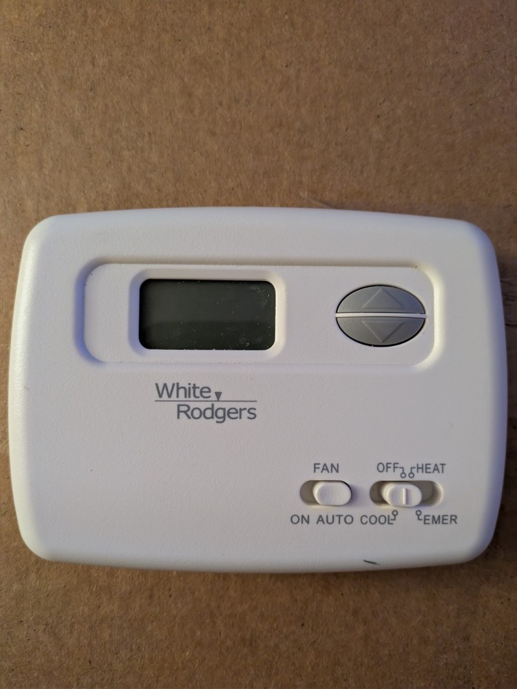 White Rodgers 1F79 1C/2H Non-Programmable Thermostat