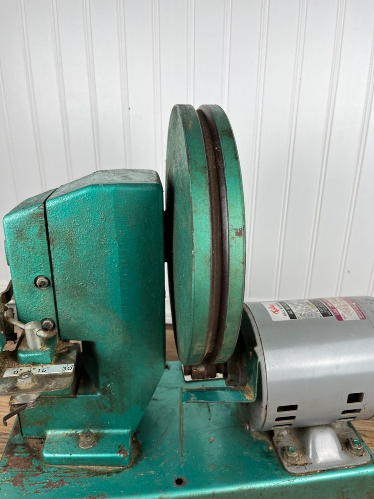 FOLEY AUTOMATIC RETOOTHER MODEL 385 . MOTOR WORKS. MISSING BELT