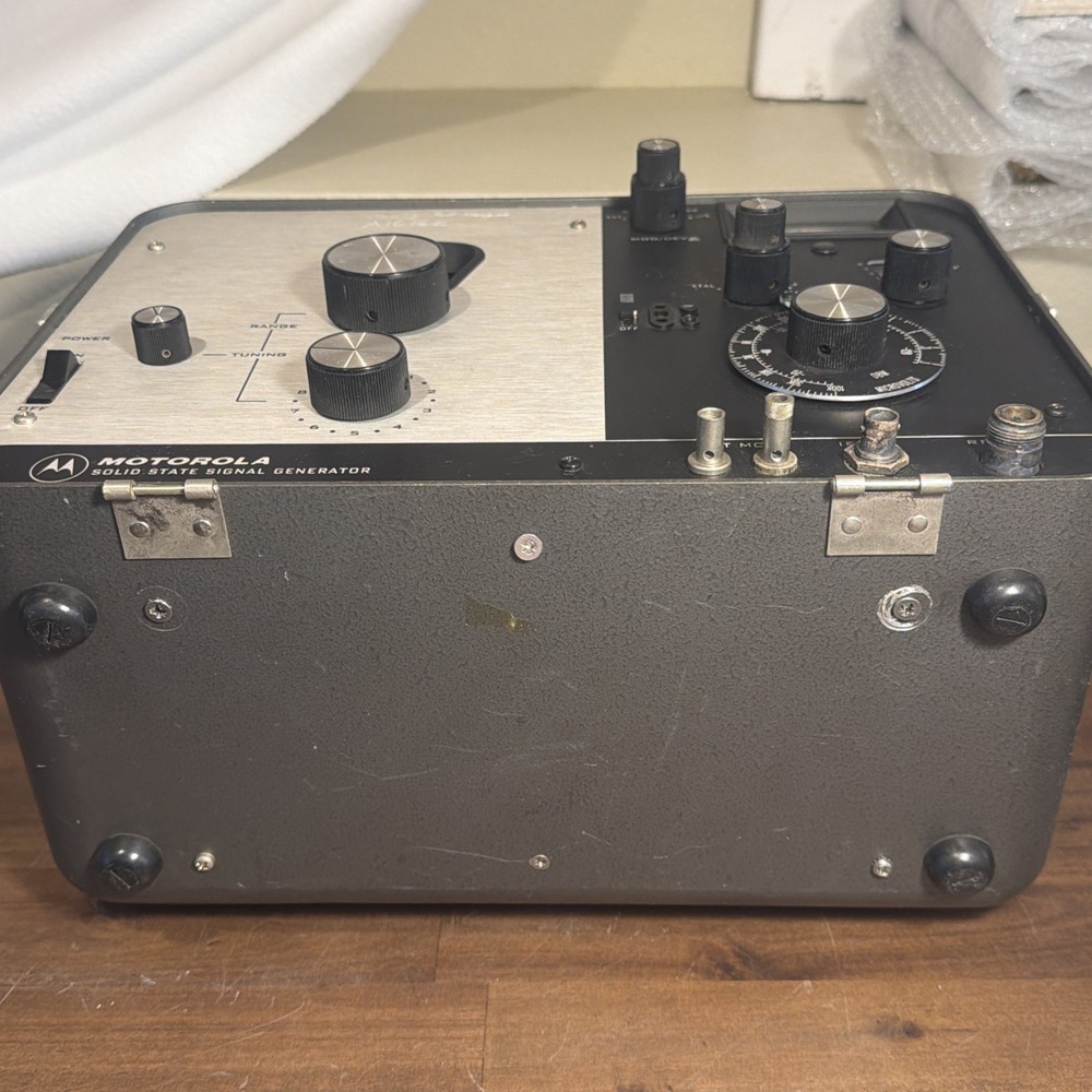 MOTOROLA SOLID STATE GENERATOR (CTE146)