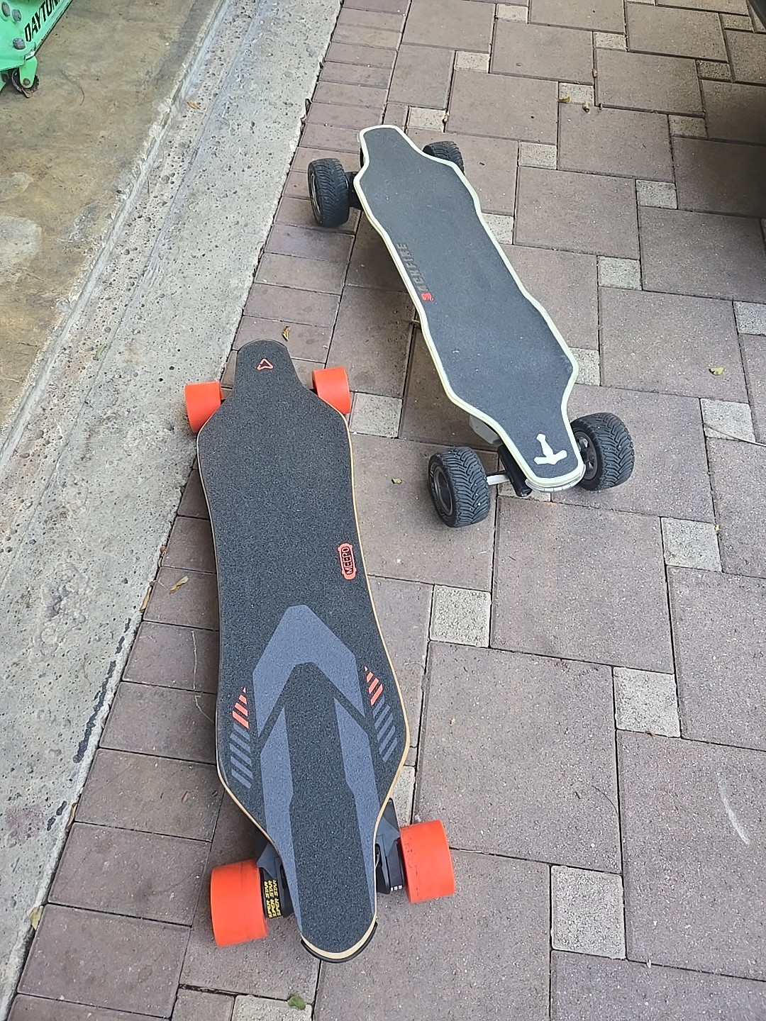 Meepo VOYAGER Electric Skateboard/longboard